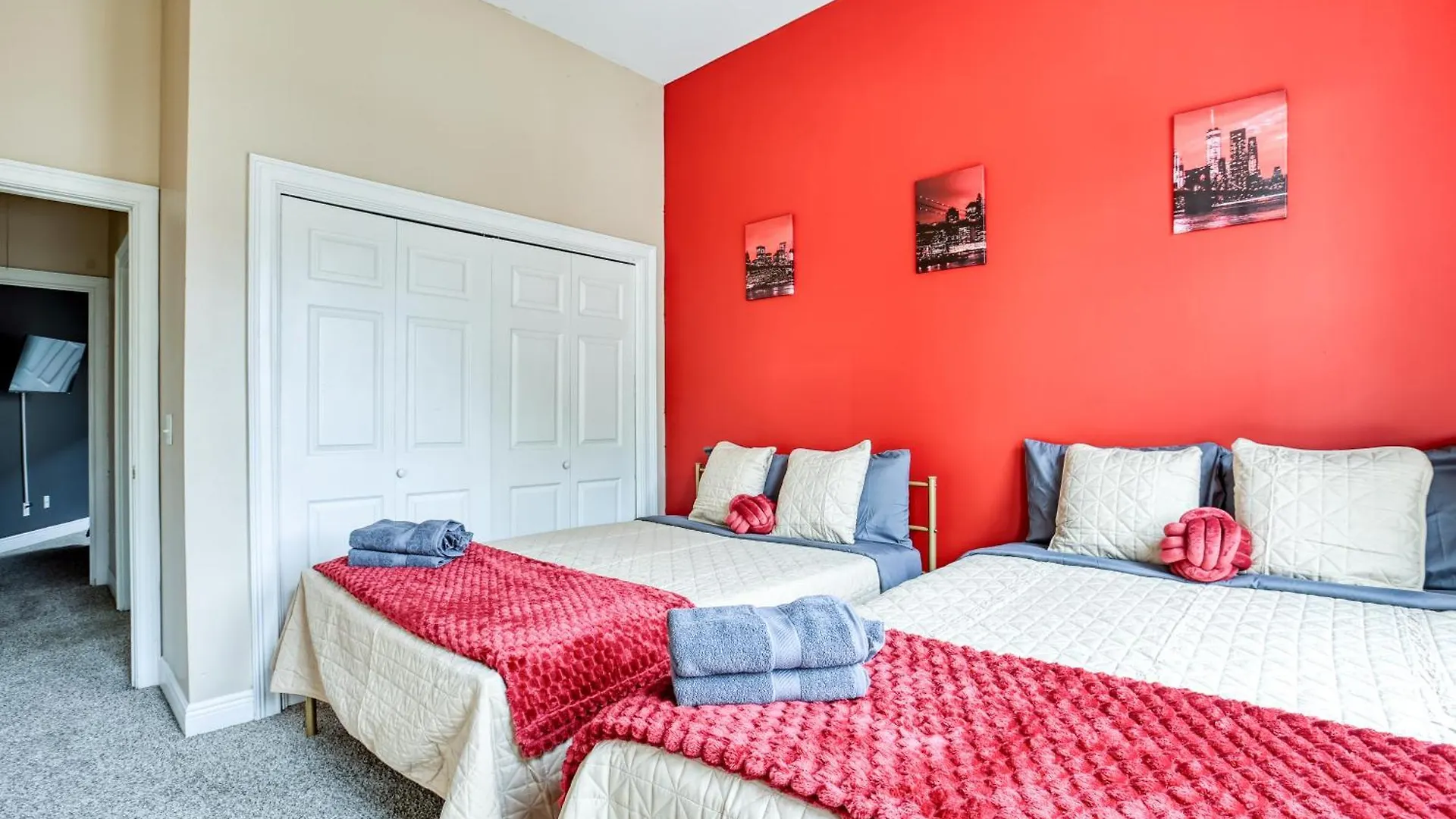 5 Min To Starland, Dt, Forsyth & River St - 2 Balcony Savannah 0*,  United States